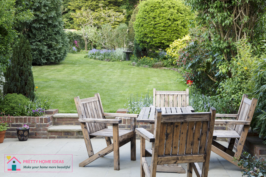 farmhouse patio